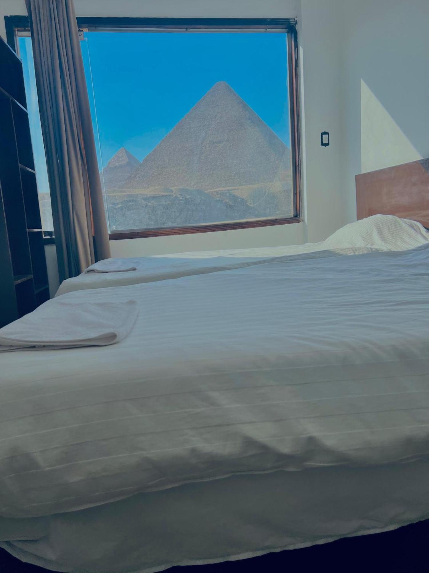 New Asia Pyramids View Kafret el-Gabal Exteriör bild