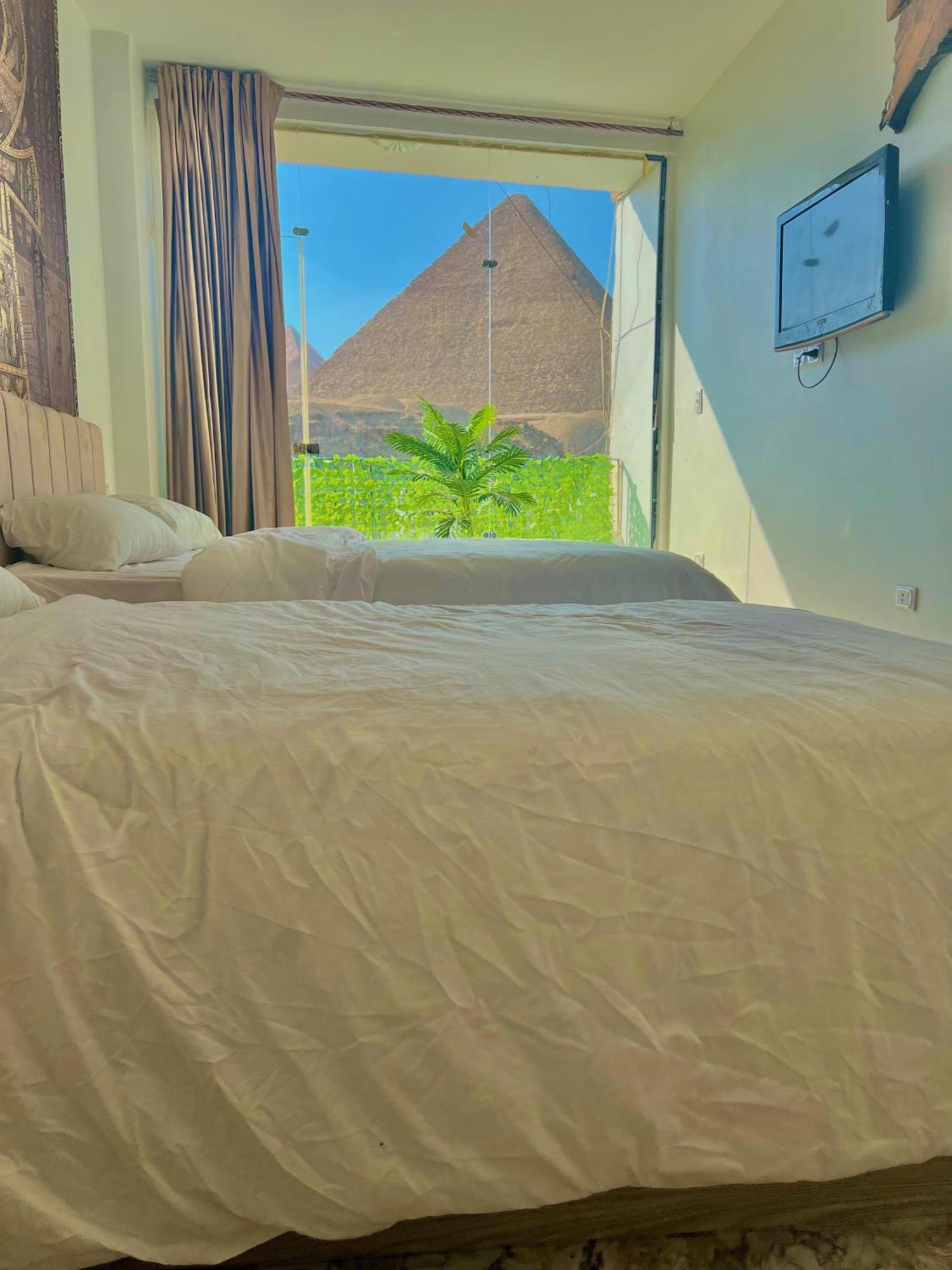 New Asia Pyramids View Kafret el-Gabal Exteriör bild