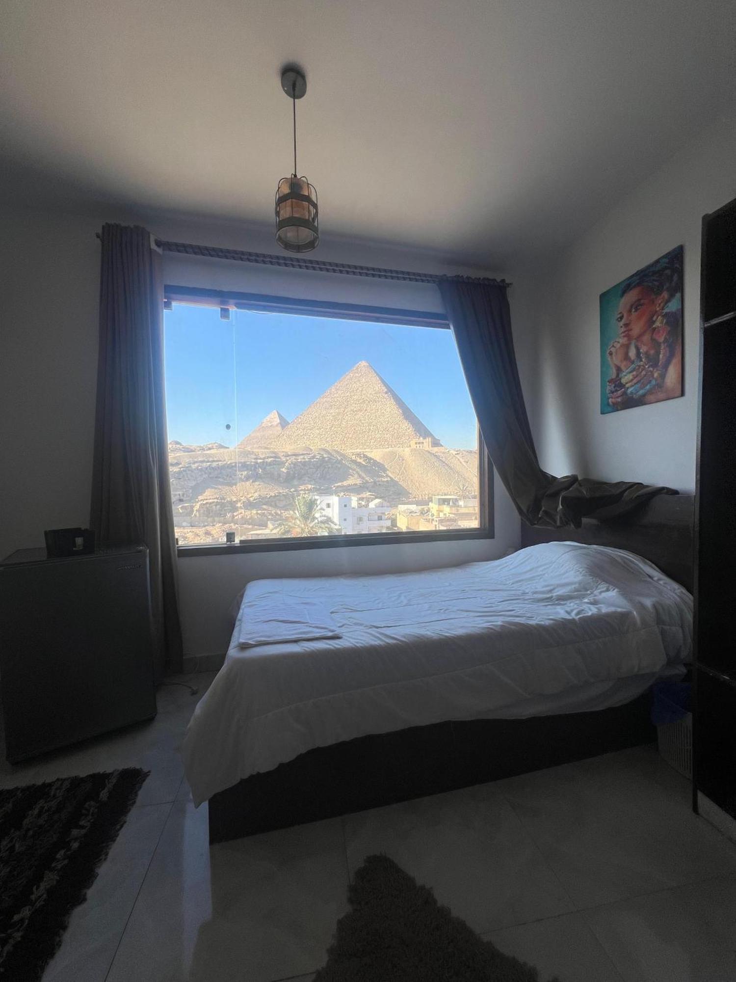 New Asia Pyramids View Kafret el-Gabal Exteriör bild