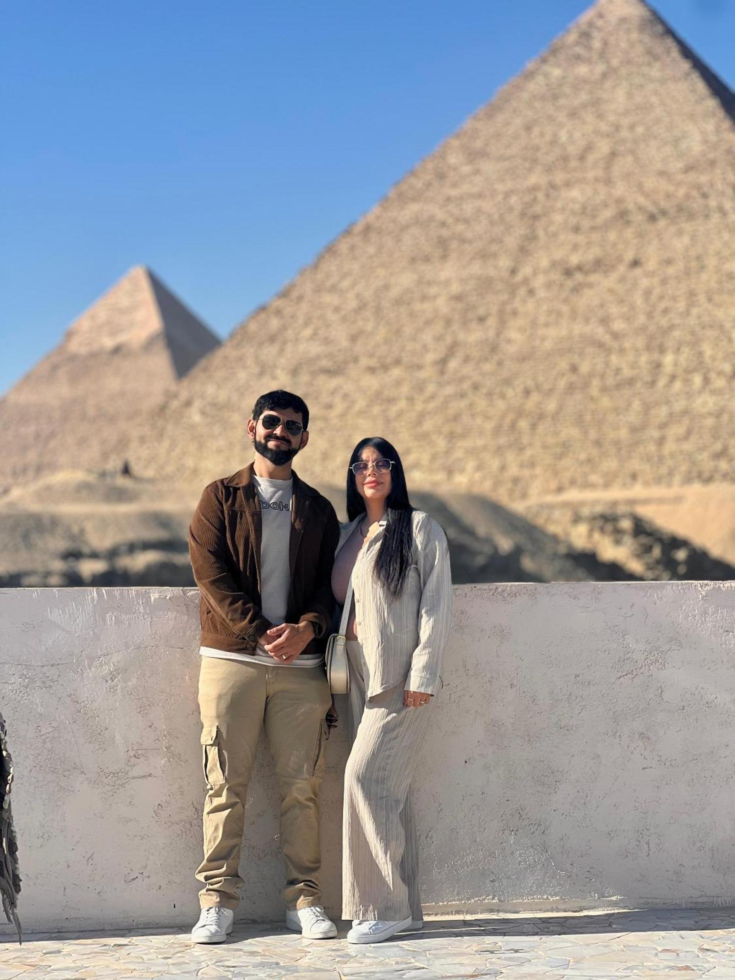 New Asia Pyramids View Kafret el-Gabal Exteriör bild