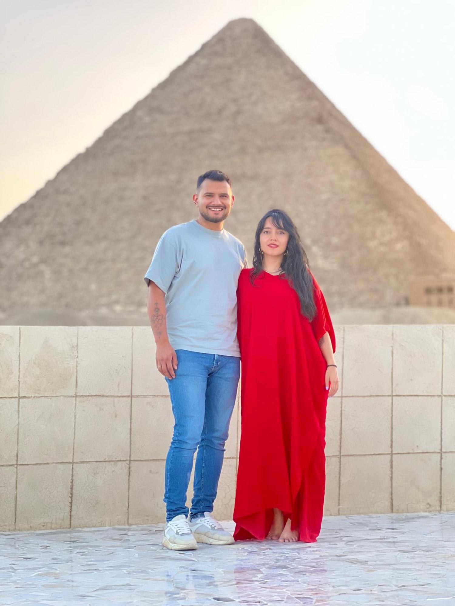 New Asia Pyramids View Kafret el-Gabal Exteriör bild
